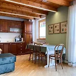 Mansarda Bel Panorama Apartman *